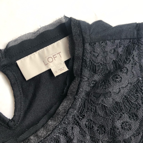 Loft Pleated and Lace sleeveless top - Picture 4 of 6